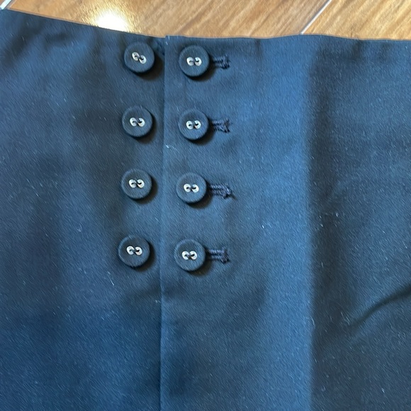 Black pencil skirt from the limited size 2 - Picture 2 of 10